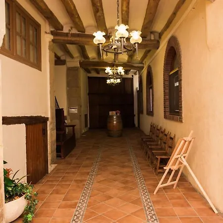 Hotel, H De L'anton מלון Batea