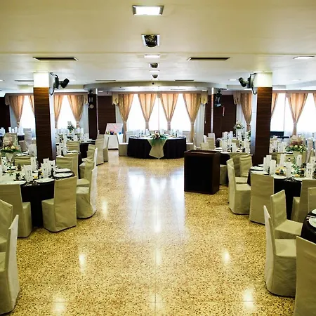 Hotel Hotel, H De L'anton Batea