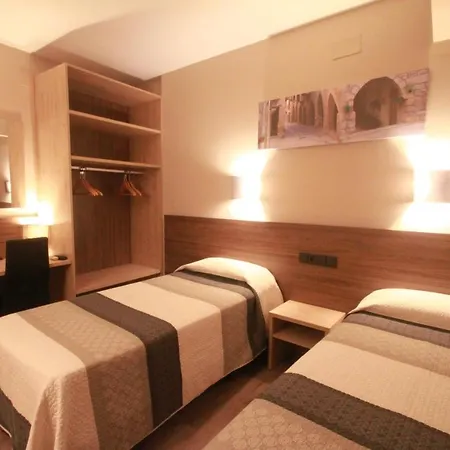 Hotel, H De L'anton *